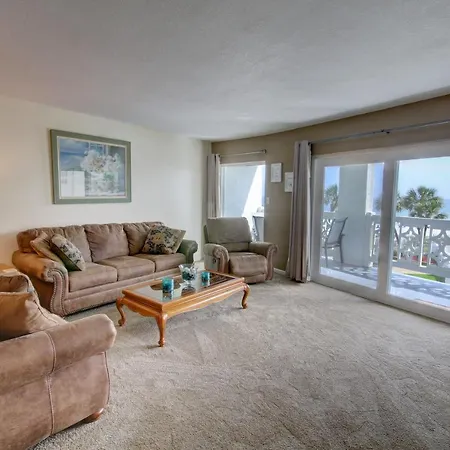 El Matador 334 - Gulf Front With Beautiful Views Of The Gulf And Pool Villa